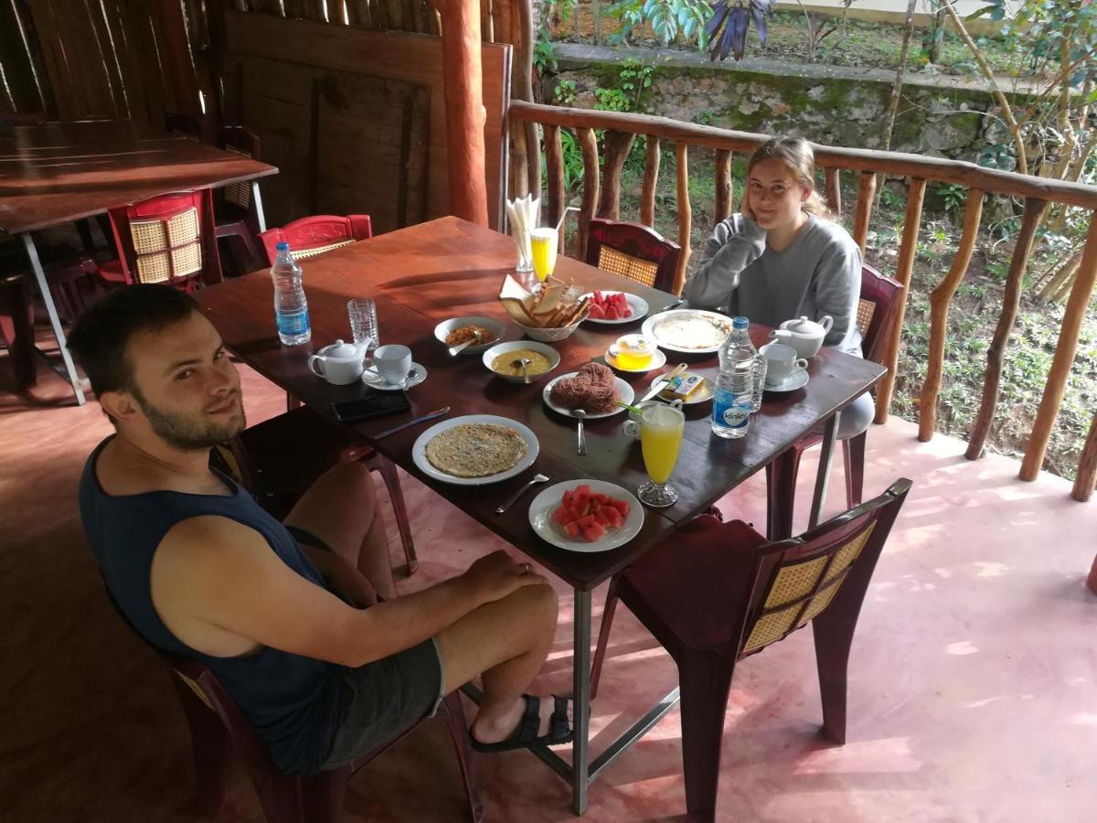 Sinharaja Vini Villa Денияя Екстериор снимка